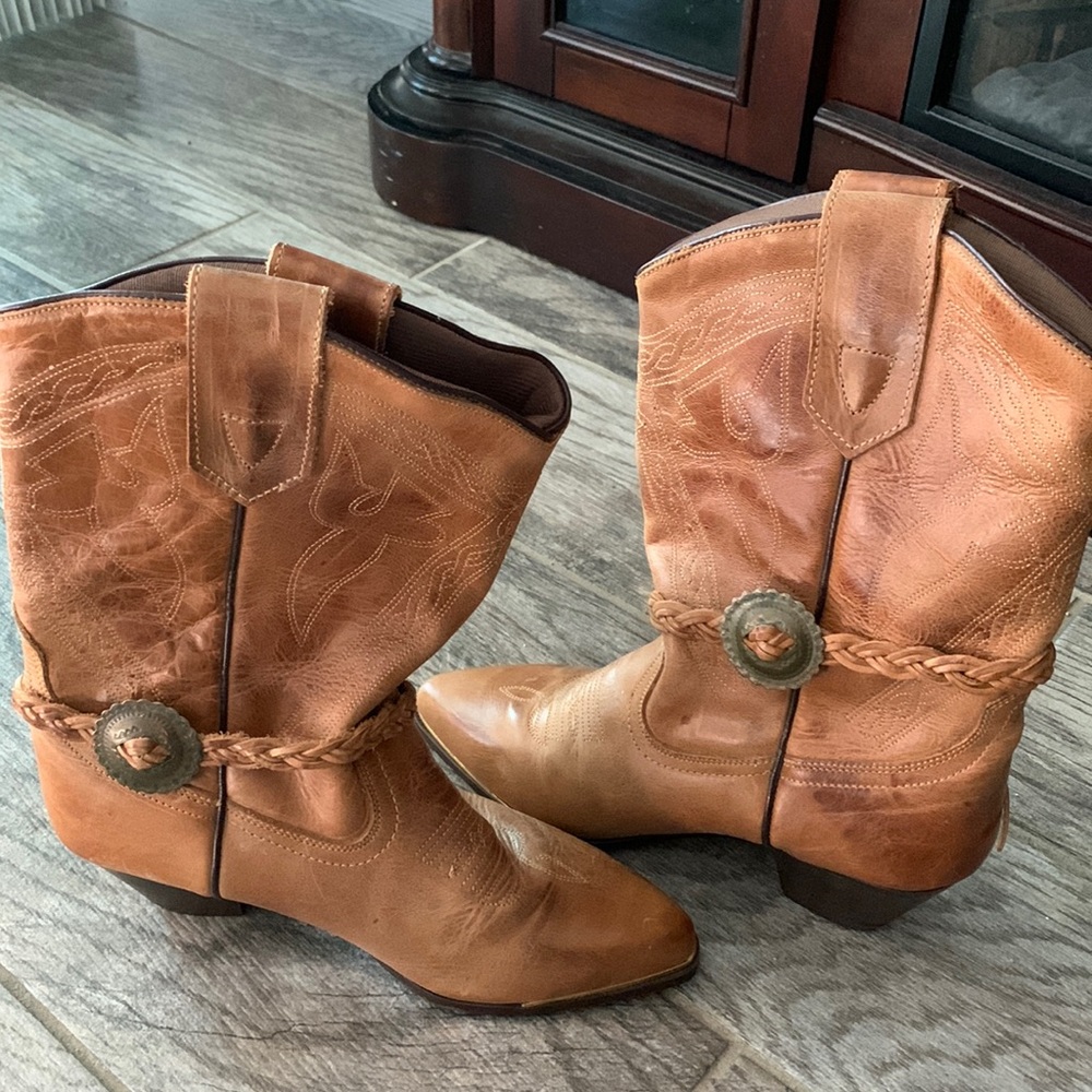 Oak Tree Farms cowboy boots